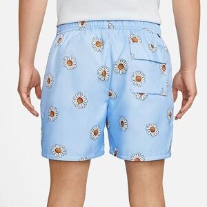 Nike Sportswear Sport Essentials Floral Daisy Shorts Mens M